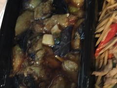 -饭饱香土碗菜(新科店)