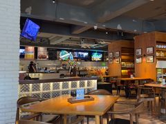 -JINNS锦时 steak&pizza(浸信会礼拜堂旧址店)