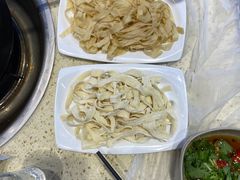 -九寨特色牦牛肉汤锅 羊肉汤锅