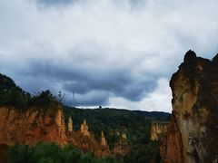 -彩色沙林风景区