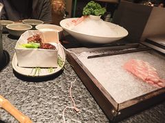 -三出山火锅(南京万象天地店)