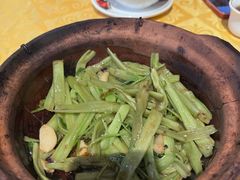 -天宝食坊·啫啫煲大排档(西华路店)