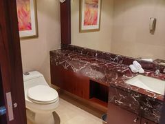 -上海波特曼丽思卡尔顿酒店