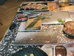 -黑牛の場烤肉(摩天活力城店)