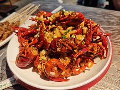 -老街烧烤大排档·地道湖北菜·龙虾馆(汉口火车站店)