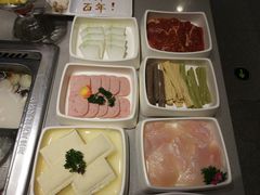 -海底捞火锅(高新万达店)
