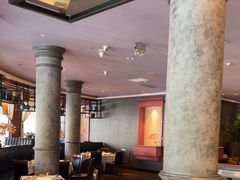 -八府香鸭·啫啫煲(华山路店)