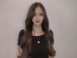 -BULB STUDIO 巴柏明星发型工作室