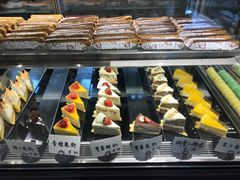 -Dough&Joe团憩(瑞虹天地月亮湾店)