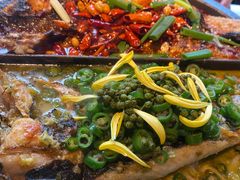 -鸣记脆皮烤鱼·海鲜烤鱼(三八广场店)