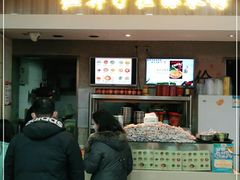 门面-红鼻子桂林米粉(金唐新光界店)
