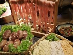 -湊湊火锅·茶憩(新中关购物中心店)