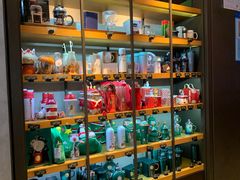 -星巴克臻选(周浦万达店)