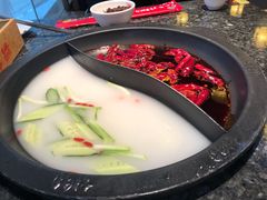 -井格重庆火锅(临平银泰城店)