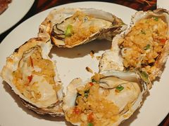 -广州万富希尔顿酒店·感趣自助餐厅·金秋蟹宴生蚝海鲜刺身
