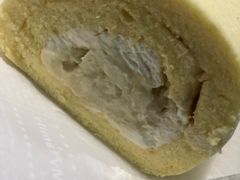 榴莲蛋糕卷-KK BAKERY烘焙