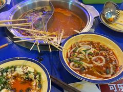 -马路边边火锅串串(观前街店)