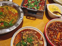 -有红鸡毛店·川菜(建设路店)