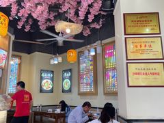 -阿依娘镇店豌杂面(三峡广场店)