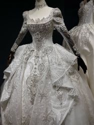 -MISS LUCKY国际婚纱礼服定制(昌平店)