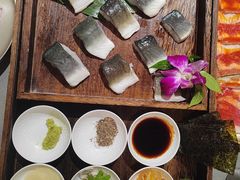 -围炉肉舍•炭烤活鳗•丹东海鲜烤肉(步行街店)