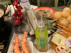 -鲜入围煮花胶鸡海鲜火锅