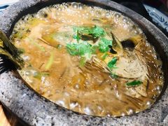白洋淀石锅嘎鱼-小放牛炒菜馆(军校店)