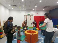 -红黄蓝成长中心•婴幼儿早教•托育(南山京基百纳广场店)