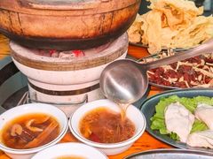 -威邵鸡煲(西华路总店)