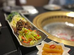 -山川小町·极番烧肉(新地假日广场店)