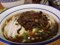 -矮子粉店1985·长沙米粉(湘春路店)