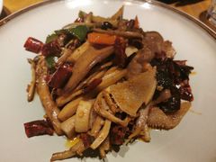 -十三式重庆江湖菜(金茂览秀城店)