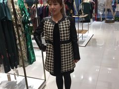 -枫叶小镇奥特莱斯
