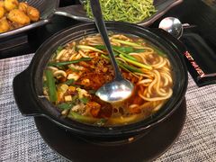 小锅米线-艳域云国特色料理馆(马当路店)