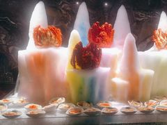 -雍容荟帝王蟹活龙虾展台自助(IFS黑金店)