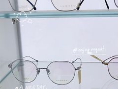 -浮光眼镜·蔡司视觉合作·数字验配中心(陆家嘴店)