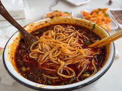 -伊穆祥牛肉面总店·清真