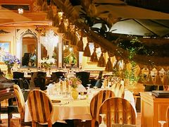 -火车头法国西餐厅