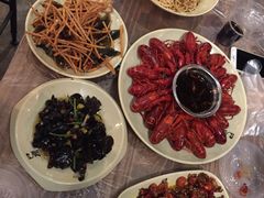 -巴厘龙虾·榜首油焖大虾(音乐学院·沿江酒馆店)