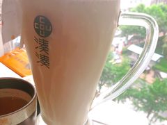 大红袍奶茶-湊湊火锅·茶憩(新中关购物中心店)