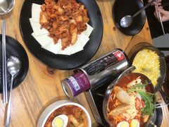 -吾里.春川家韩国料理(万达店)