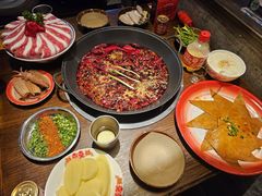 -萍姐火锅·公路夜市(武汉首店)