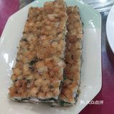 伟雄餐厅味道说得过去，貌似没有之前吃的另一家经惊艳
