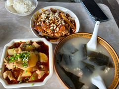 -赵姐猪耳朵饭店