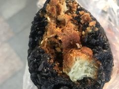 肉松油条-芳婆糕团店(王府大街店)