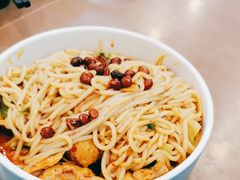 -灵芝妹子海鲜米线(瓦房店新玛特店)