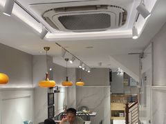 -小杨生煎(黄河路美食休闲街店)