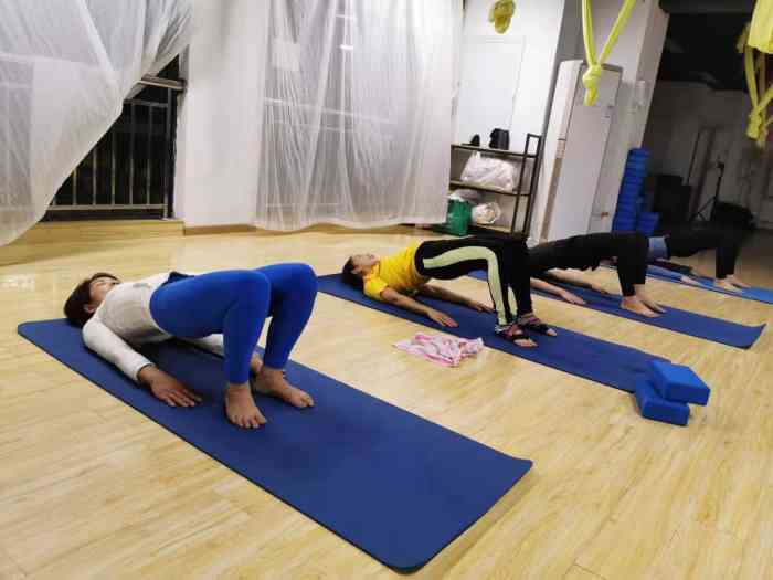 罗曼瑜伽教练培训基地(市桥店)