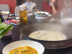 -陈大锅·岳阳鱼馆·地道岳阳菜(美食街店)