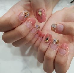 -Halo美甲美睫